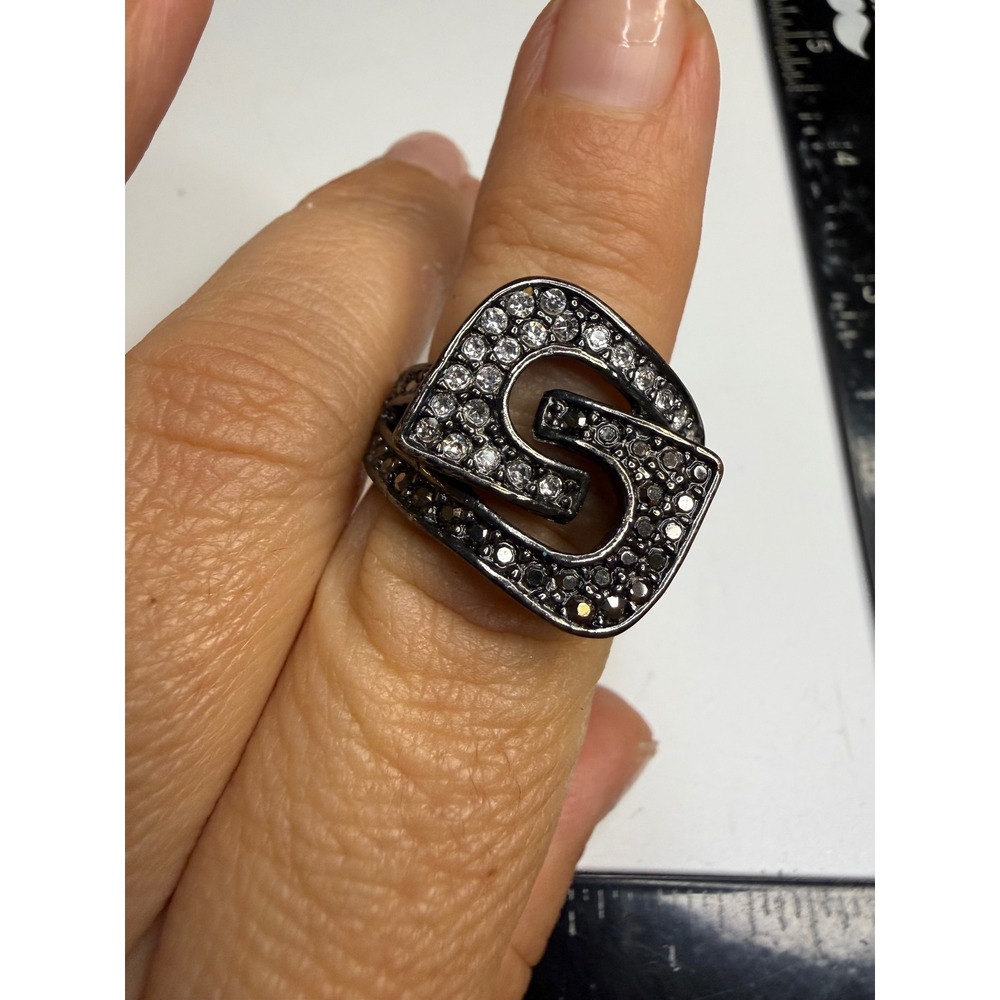 Guess G Logo Rhinestone Statement Ring Gunmetal Tone Size 7.5 Pave Crystal